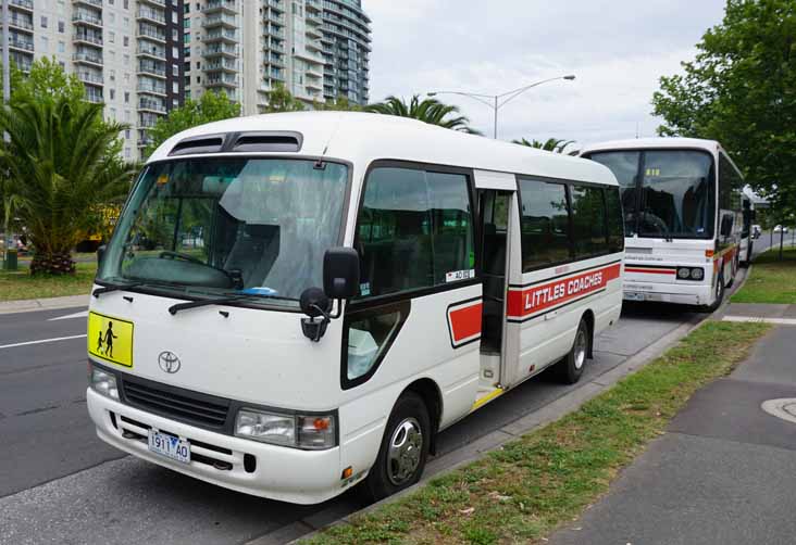 Littles Toyota Coaster 11